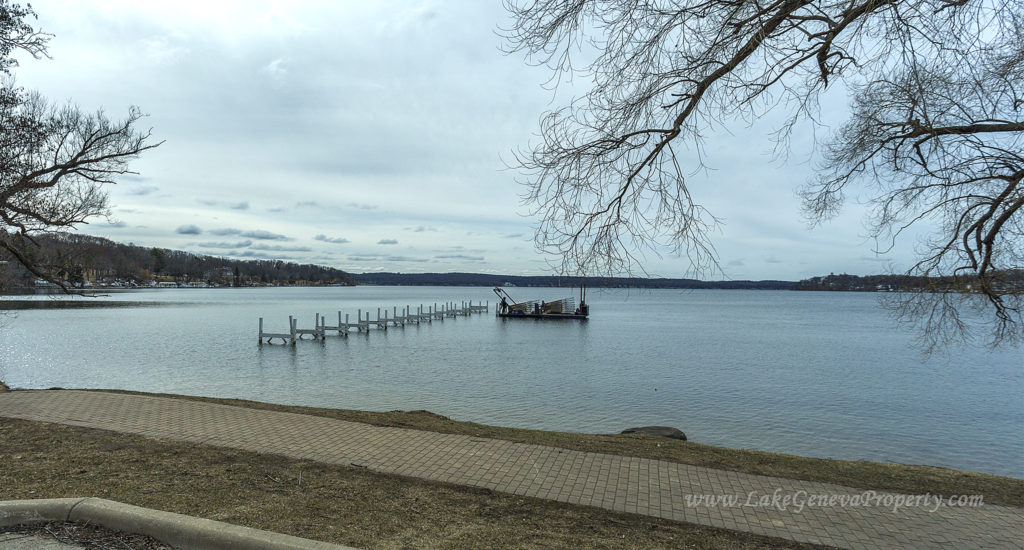 The Sign of Spring time in Lake Geneva